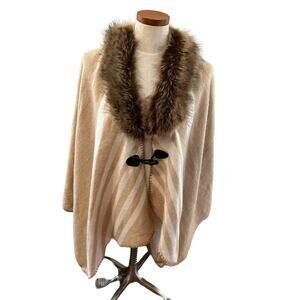 Jane & Berry Faux fur trim Cape Tan Cream